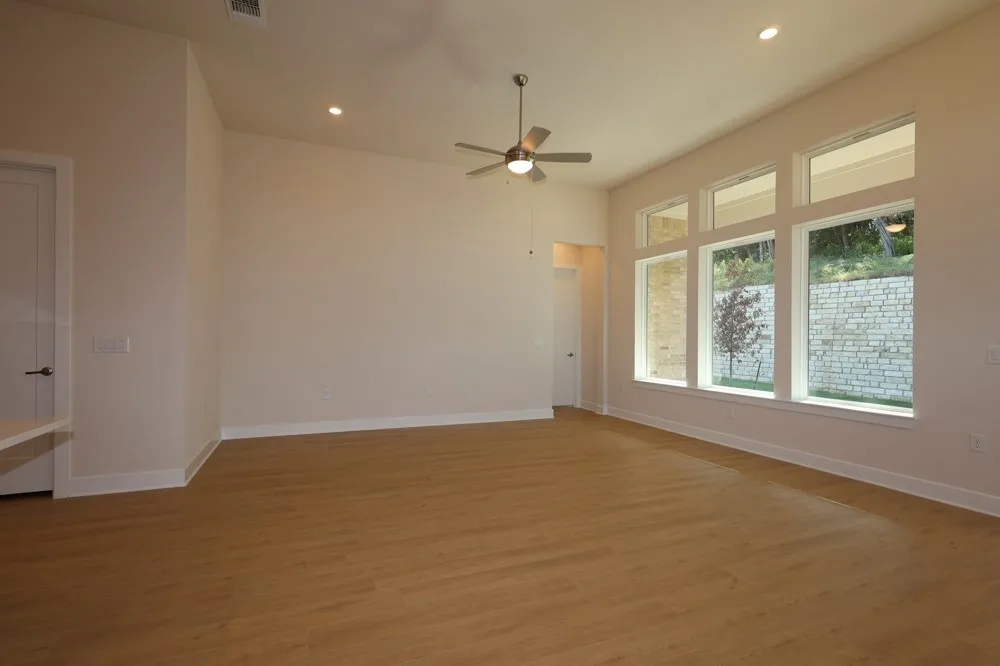 3212 Periwinkle Drive San Marcos, TX 78666