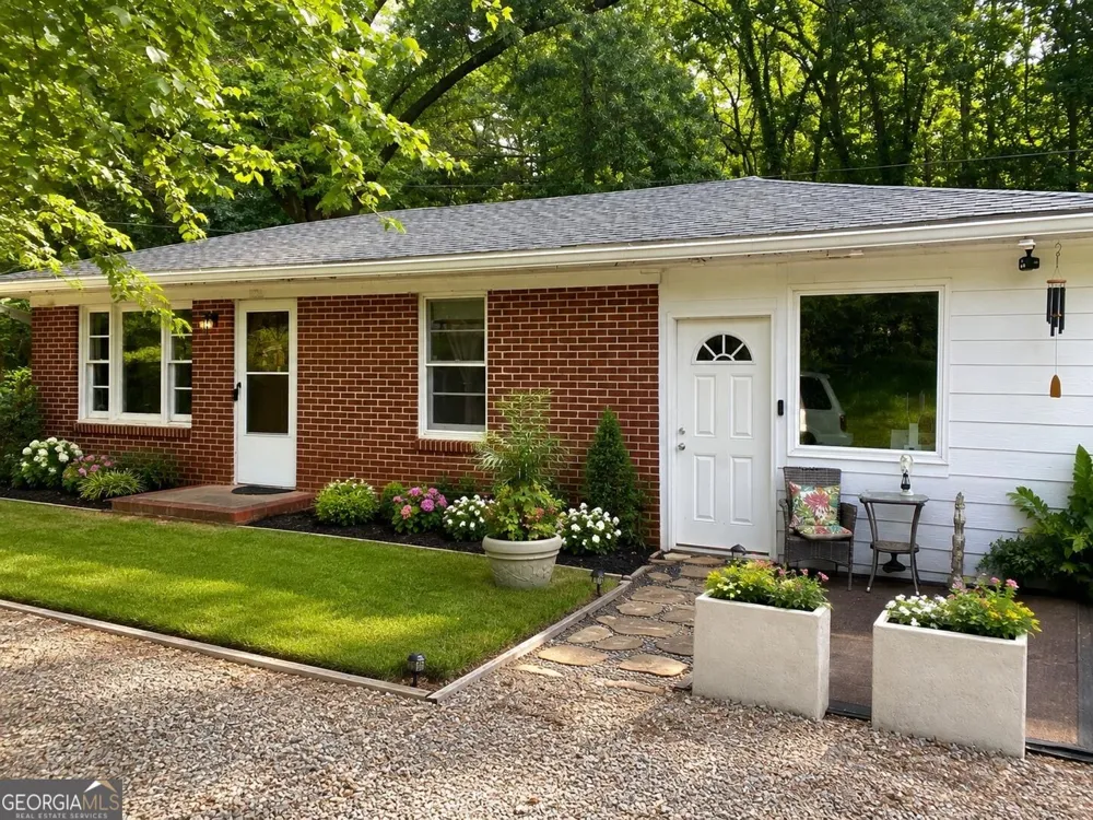 1360 Tallassee RD Athens, GA 30606