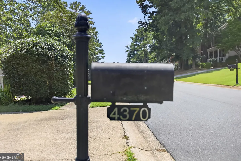 4370 Laurian DR NW Kennesaw, GA 30144