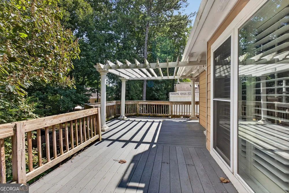 4370 Laurian DR NW Kennesaw, GA 30144