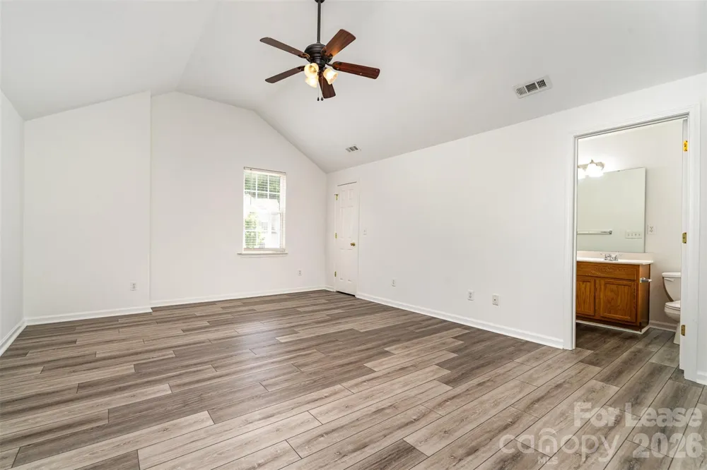 10307 Seedling Lane Charlotte, NC 28214
