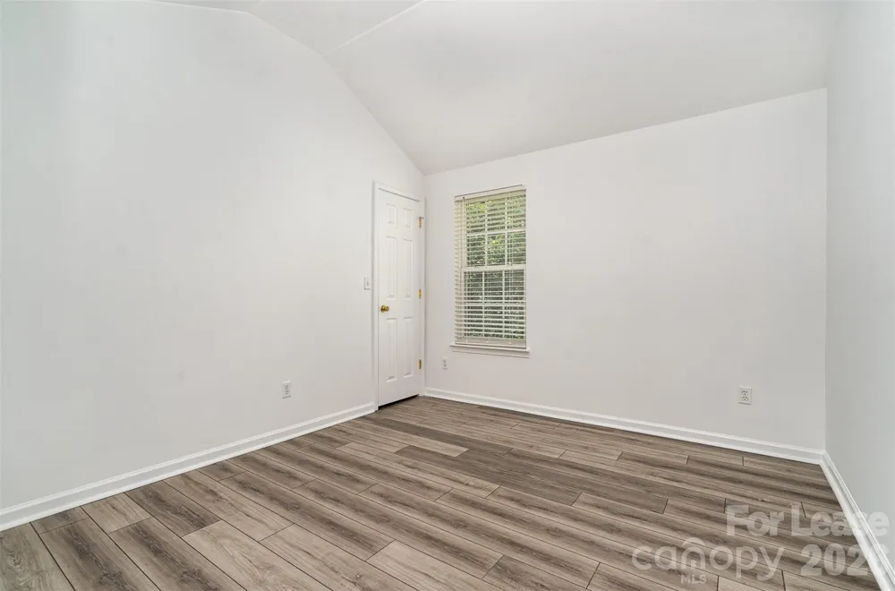 10307 Seedling Lane Charlotte, NC 28214