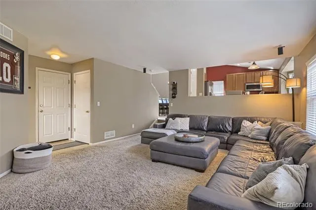 4835 S Eaton Park Way Aurora, CO 80016
