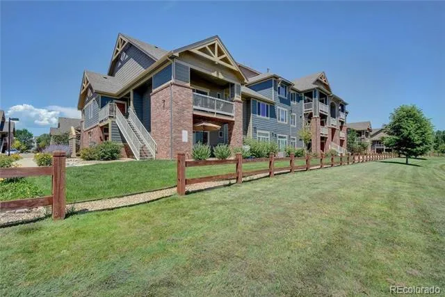804 Summer Hawk Drive #6-304 Longmont, CO 80504