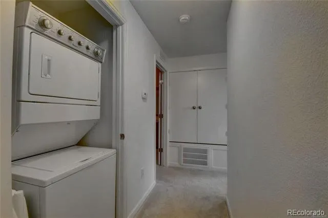 804 Summer Hawk Drive #6-304 Longmont, CO 80504