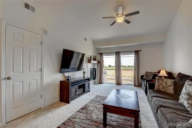 804 Summer Hawk Drive #6-304 Longmont, CO 80504