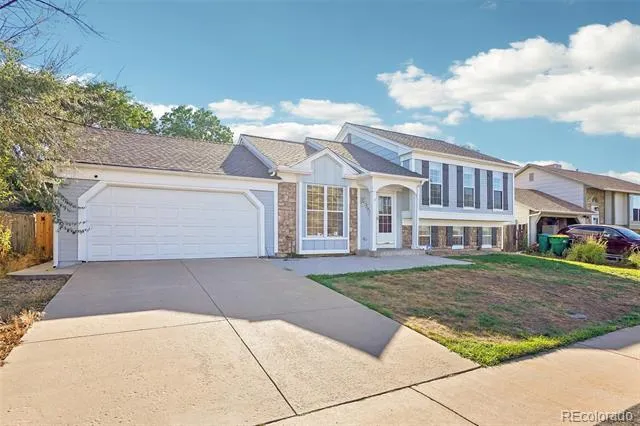 5873 S Nepal Street Aurora, CO 80015