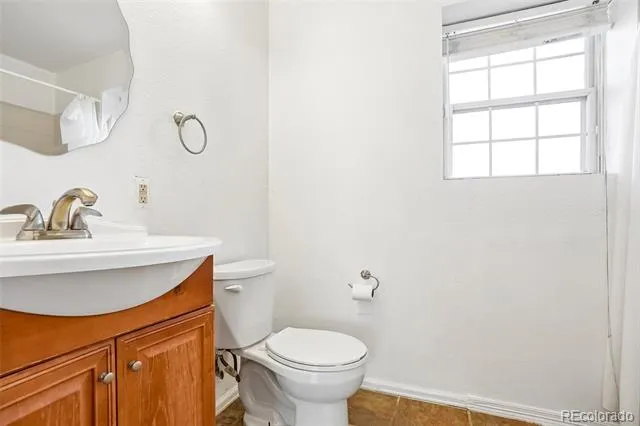5873 S Nepal Street Aurora, CO 80015