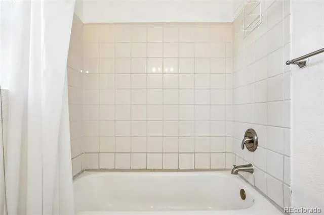 5873 S Nepal Street Aurora, CO 80015