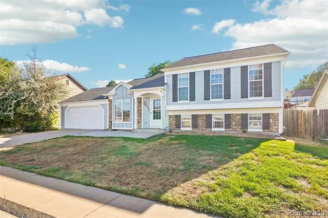 5873 S Nepal Street Aurora, CO 80015