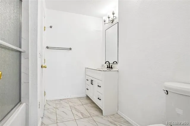 5873 S Nepal Street Aurora, CO 80015