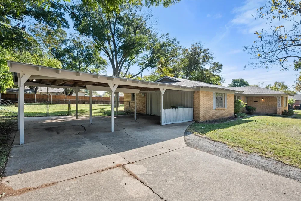4316 Ashmore Drive North Richland Hills, TX 76180