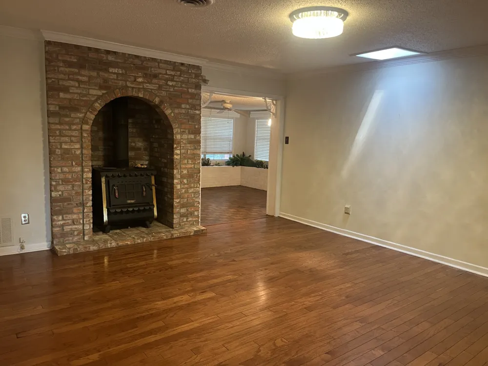705 4th Clarksville, TX 75426