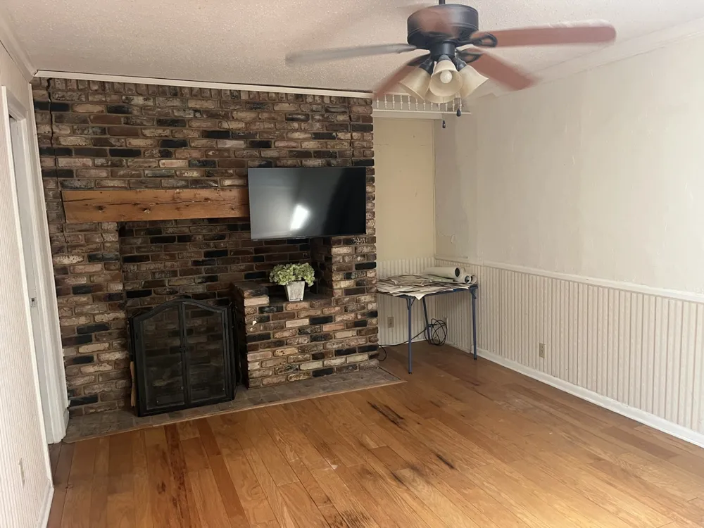 705 4th Clarksville, TX 75426