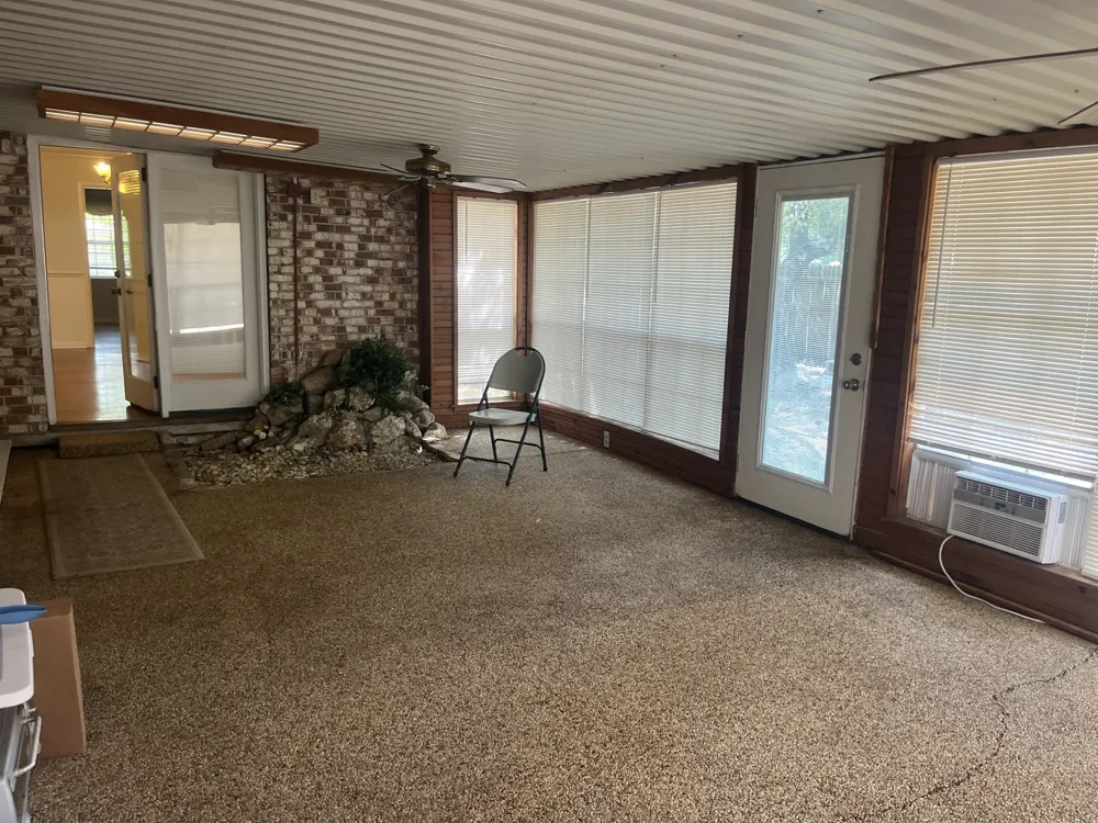 705 4th Clarksville, TX 75426