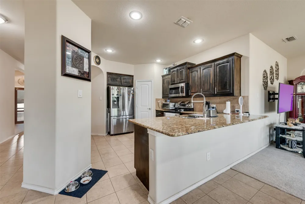 1045 Doe Meadow Drive Fort Worth, TX 76028