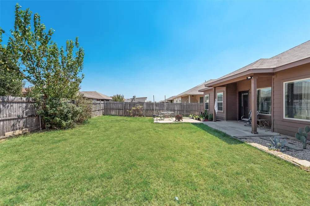 1045 Doe Meadow Drive Fort Worth, TX 76028