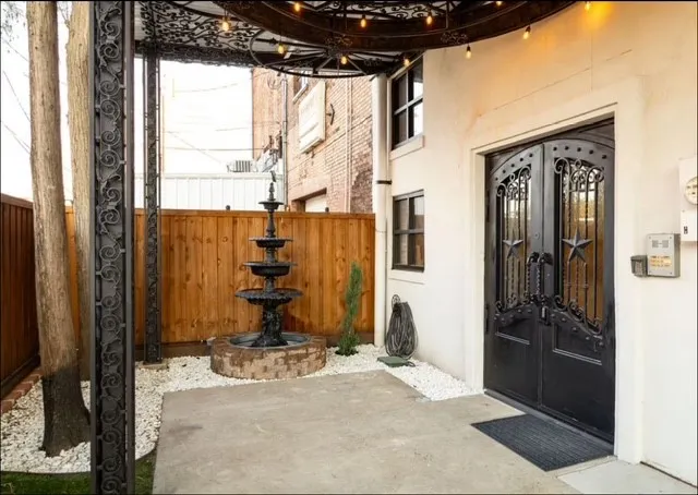 115 E Moore Avenue #203 Terrell, TX 75160