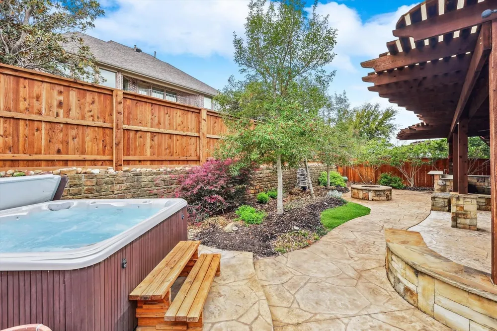1132 Claire Street Lantana, TX 76226