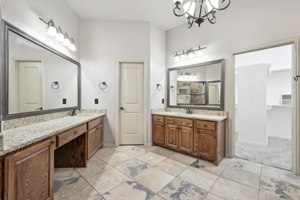 1132 Claire Street Lantana, TX 76226