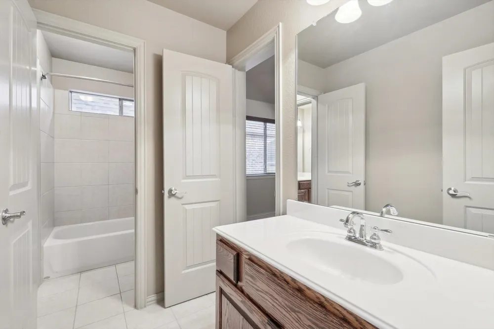 1132 Claire Street Lantana, TX 76226