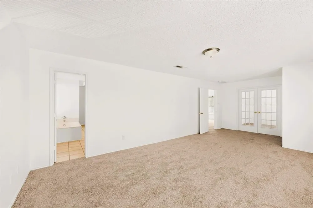 9073 Stillwater Trail Fort Worth, TX 76118