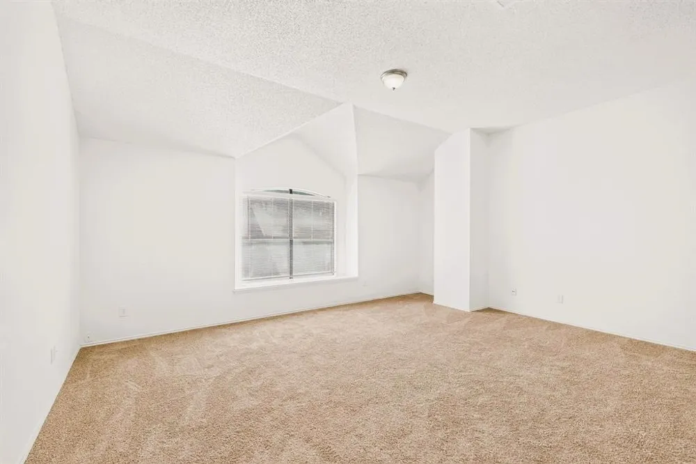 9073 Stillwater Trail Fort Worth, TX 76118
