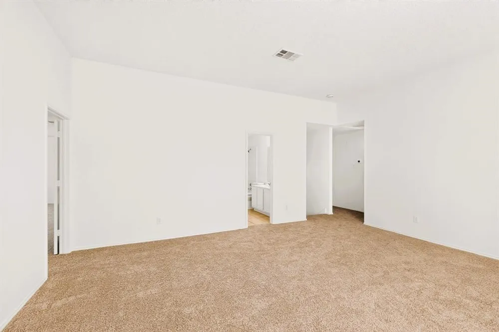 9073 Stillwater Trail Fort Worth, TX 76118