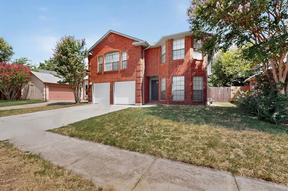 9073 Stillwater Trail Fort Worth, TX 76118