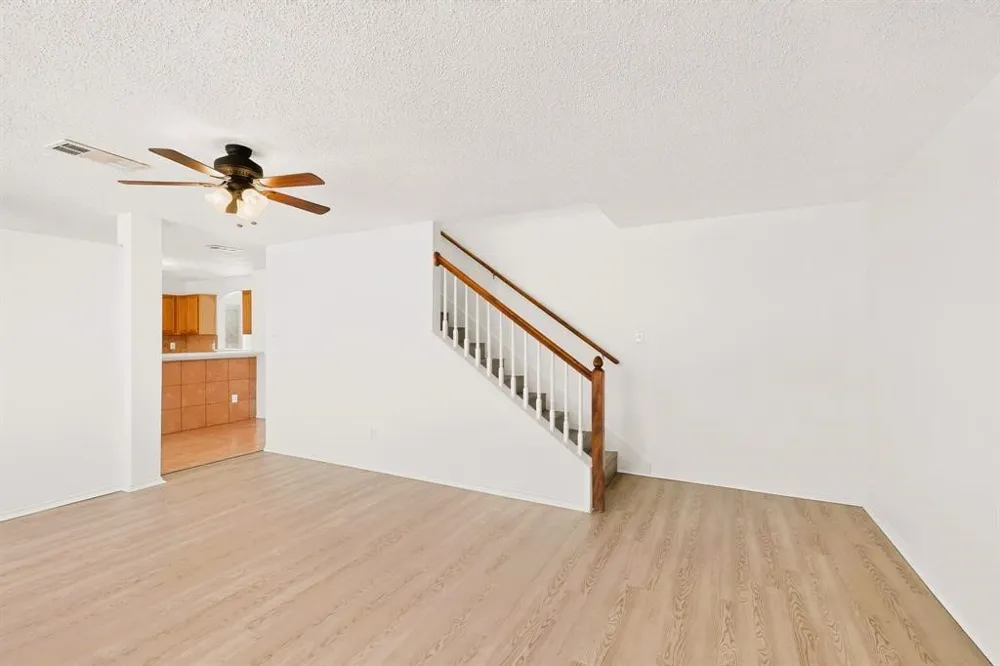 9073 Stillwater Trail Fort Worth, TX 76118