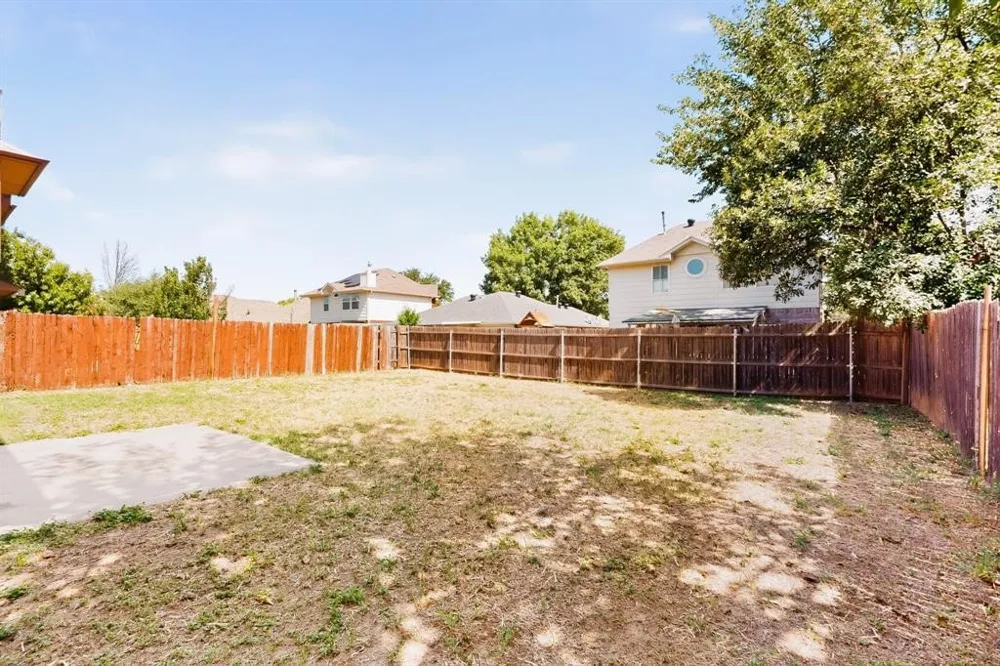 9073 Stillwater Trail Fort Worth, TX 76118