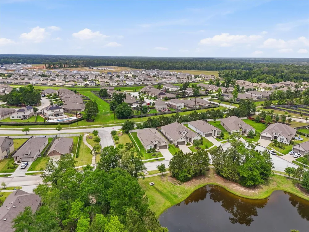 6071 Windward Falls Way Porter, TX 77365