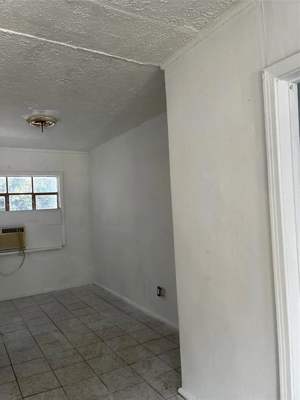 915 Anthony Court Pasadena, TX 77506