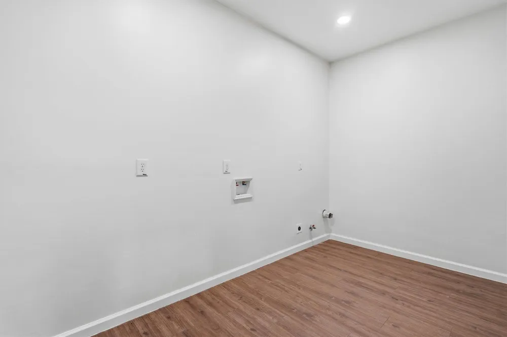 6109 Woodrow Street Texas City, TX 77591