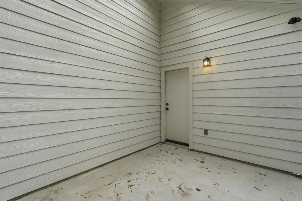 6109 Woodrow Street Texas City, TX 77591