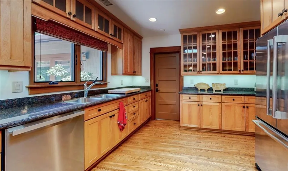 625 California Avenue Santa Monica, CA 90403