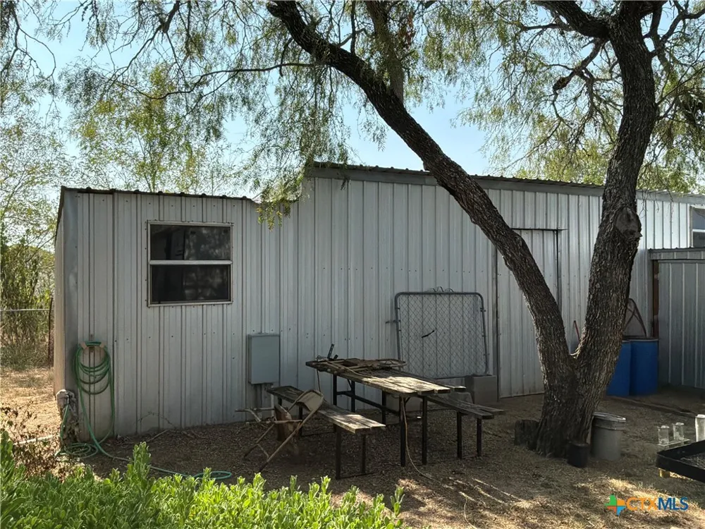 Address Not Shown Smiley, TX 78159