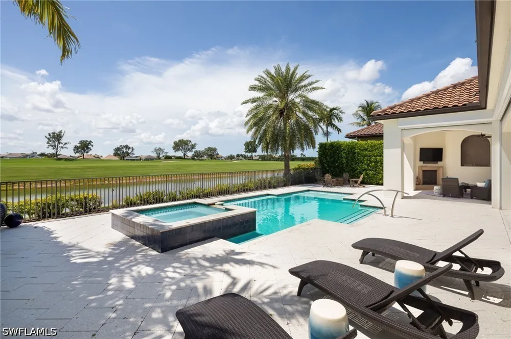 Seneca Way Naples, FL 34110