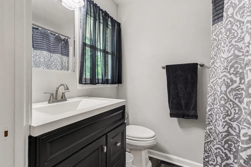 3555 Murl Avenue Muskegon, MI 49442