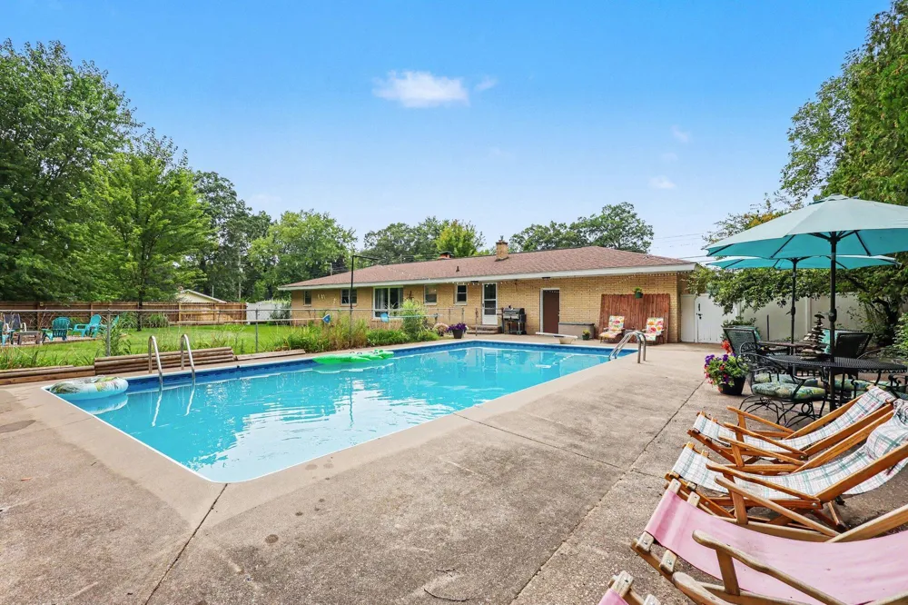 3555 Murl Avenue Muskegon, MI 49442