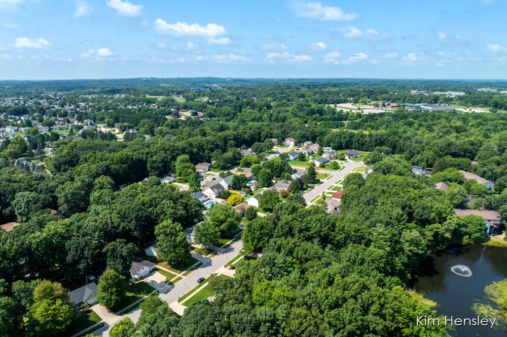 2603 Golfbury Drive SW Wyoming, MI 49519