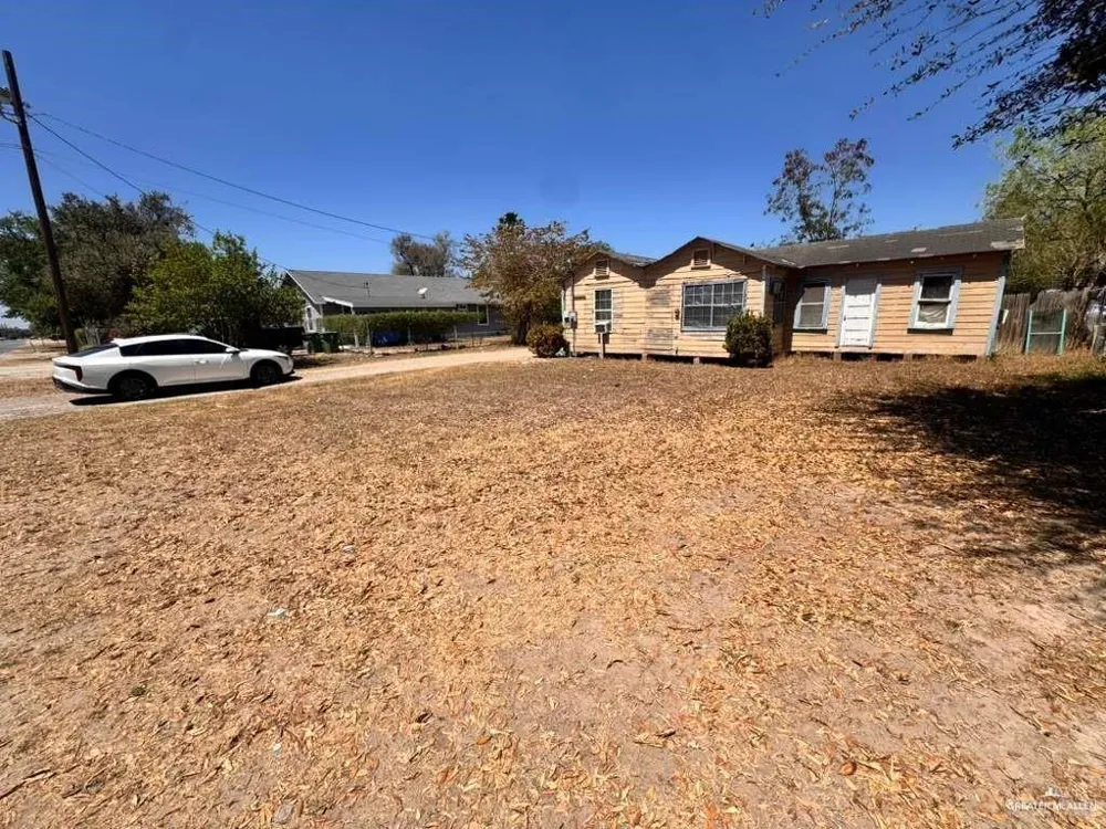 628 E Birch Avenue E Alamo, TX 78516