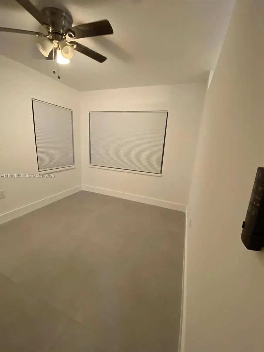 615 NE 3rd St #2 Hallandale Beach, FL 33009