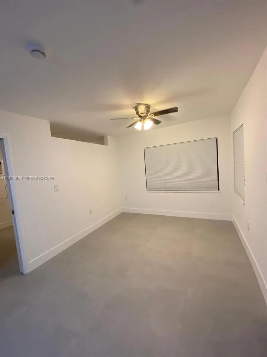 615 NE 3rd St #2 Hallandale Beach, FL 33009
