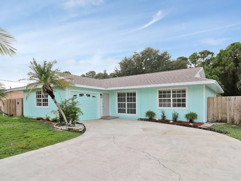 2558 SW CHESTNUT LANE Port St. Lucie, FL 34953