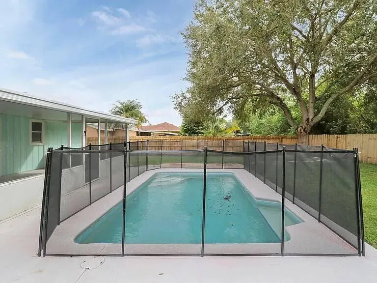 2558 SW CHESTNUT LANE Port St. Lucie, FL 34953