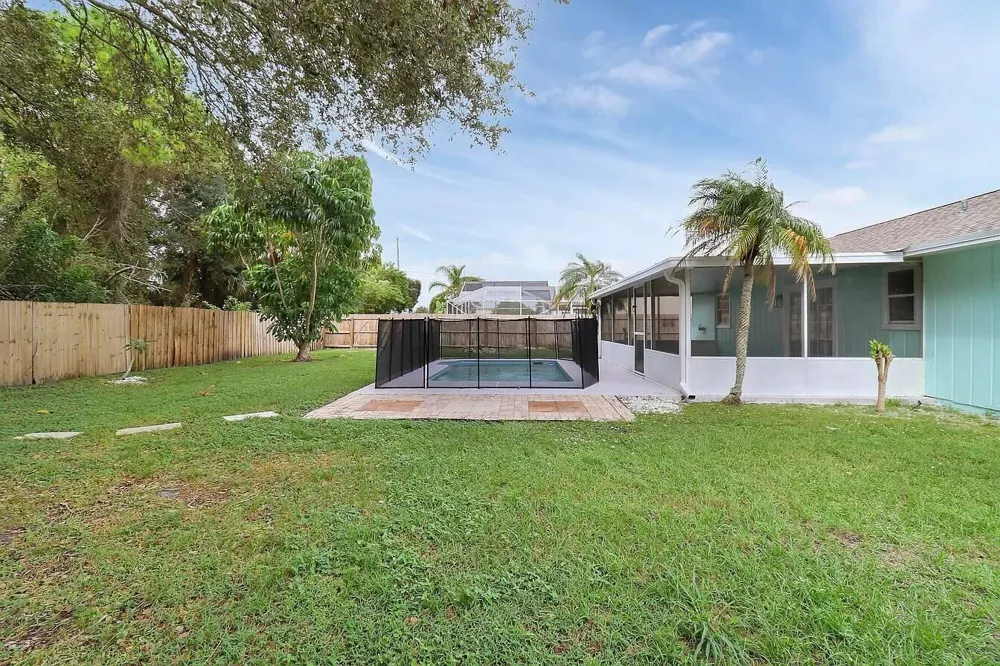 2558 SW CHESTNUT LANE Port St. Lucie, FL 34953