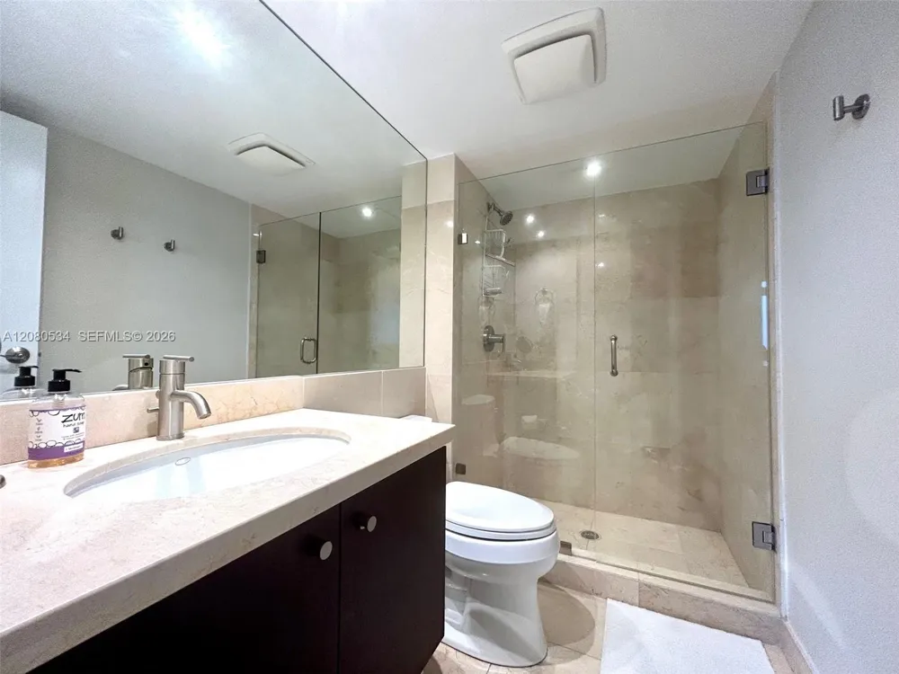 100 Bayview Dr #PH08 Sunny Isles Beach, FL 33160