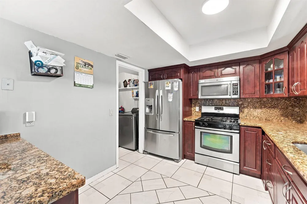 4665 NW 113TH AVENUE Sunrise, FL 33323