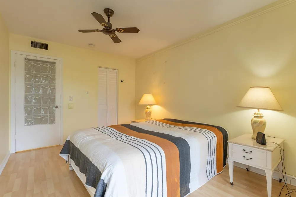 2840 Lake Osborne Drive #111 Lake Worth, FL 33461